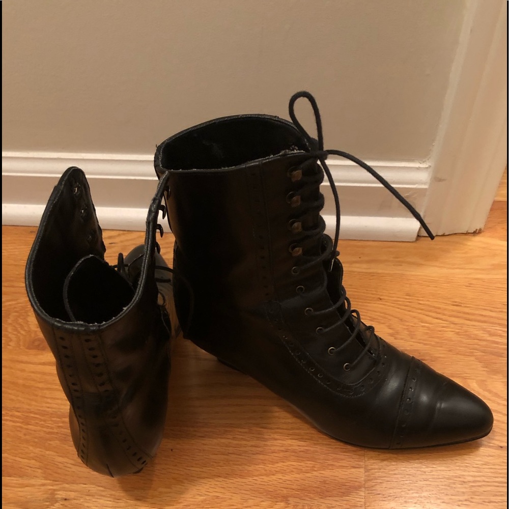 Sudini made in Italy lace up boots VINTAGE